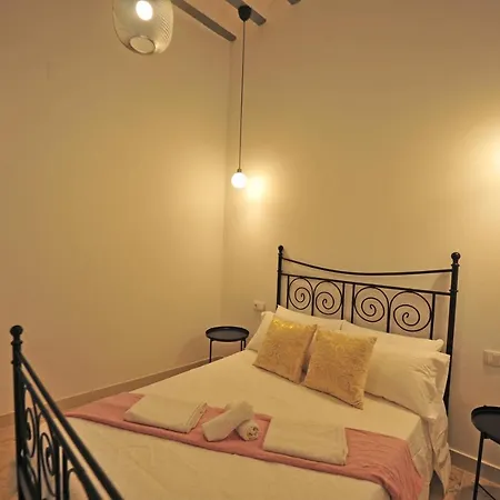 דירה Casa Rosaleda חרז