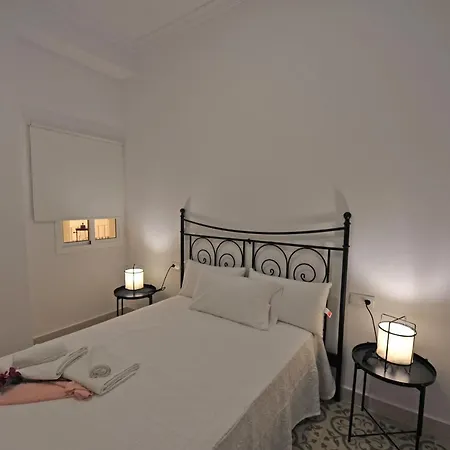 Casa Rosaleda חרז